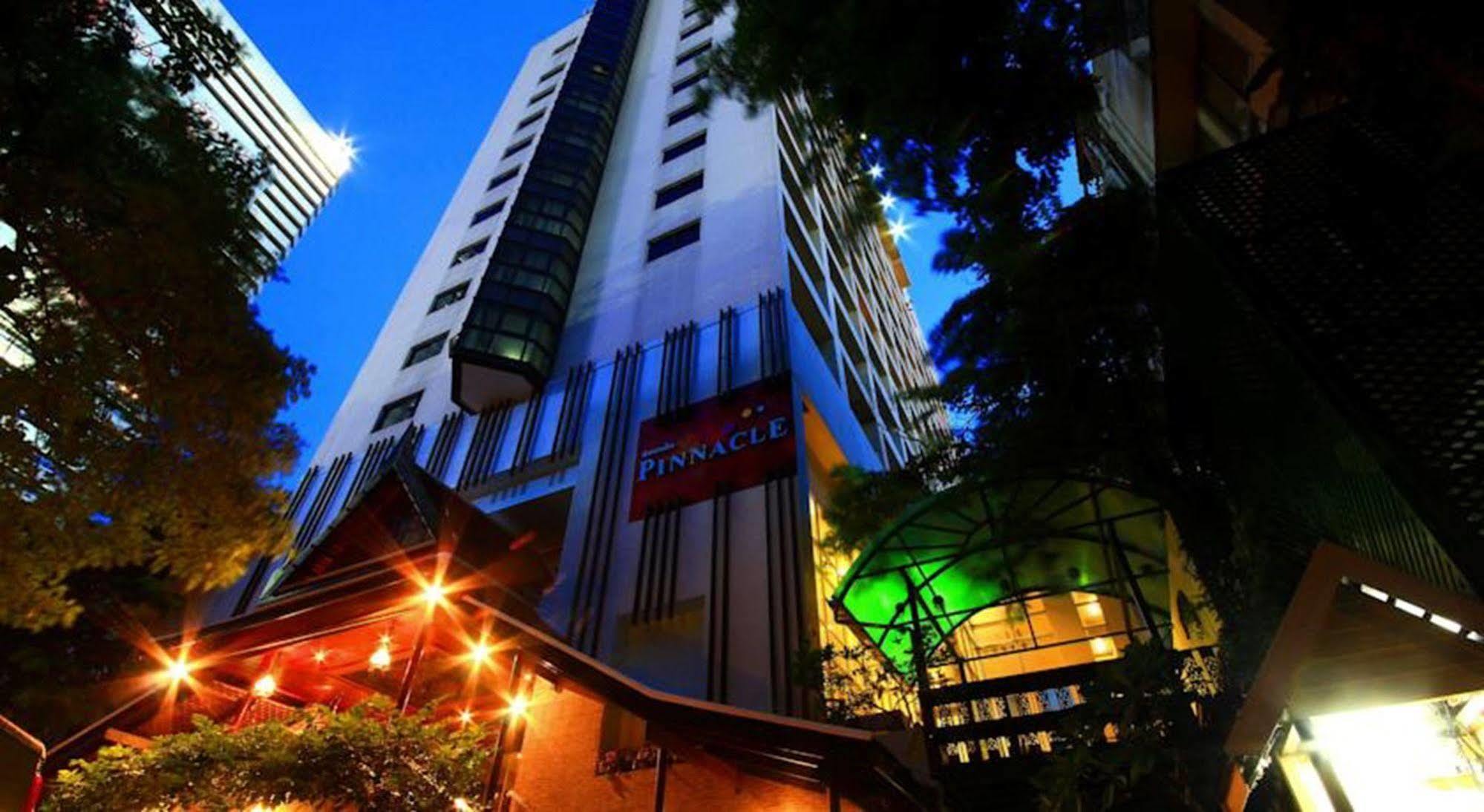 Pinnacle Lumpinee Park Hotel Sha Plus Bangkok Exterior photo